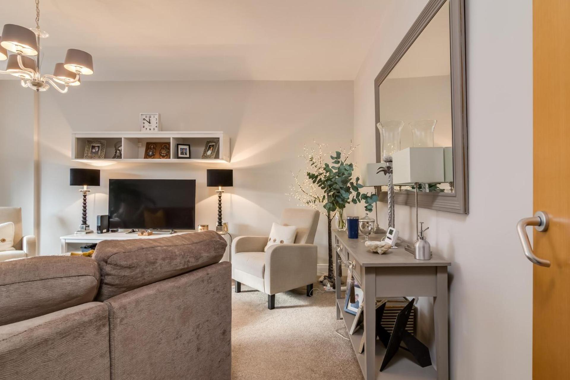 Holiday home Beautiful 4 Bedroom Townhouse Minutes From Centre