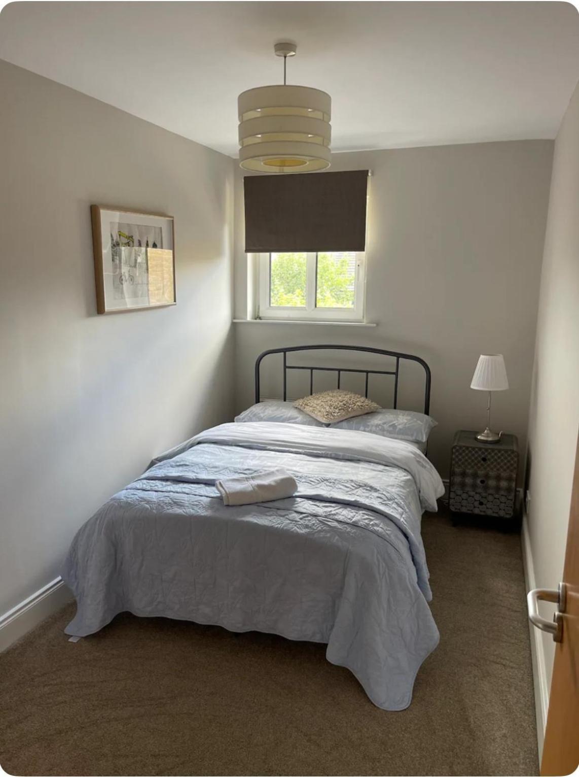 Beautiful 4 Bedroom Townhouse Minutes From Centre * Belfast